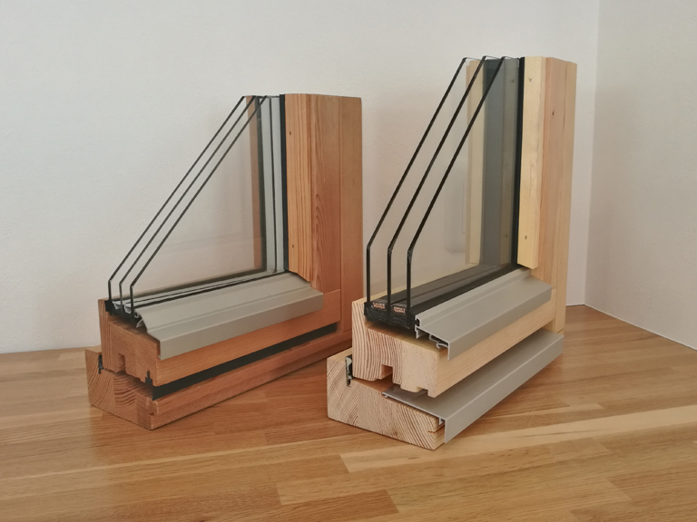 木製三層ガラス